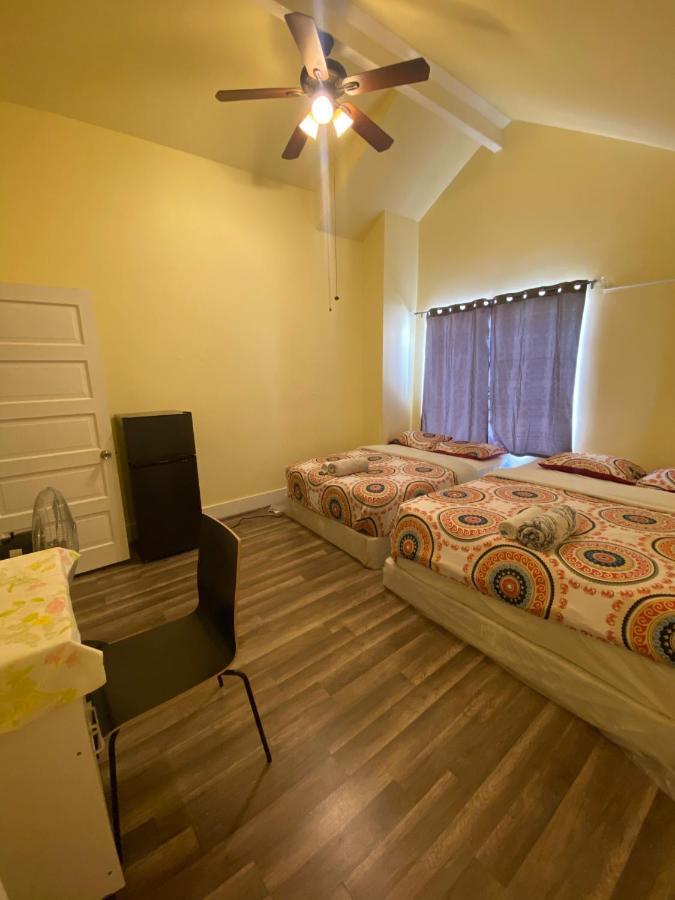 Private Large La Bedroom W Private Half-Bathroom - Ac - Wifi - Private Fridge Near Usc - Exposition Park - Usc Memorial Coliseum - Banc Of California Stadium - Downtown Los Angeles Dtla - University Of Southern California Usc! Luaran gambar